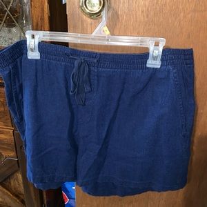 Dark blue shorts